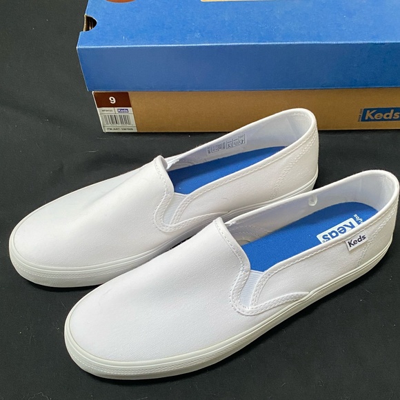 Keds Slip on Shoes Size 9 New in Box - Picture 3 of 5
